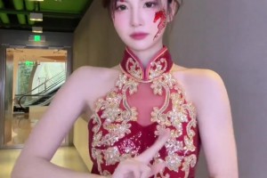 这新春穿搭是真行女主播炼炼晒弥渡山歌卡点舞~